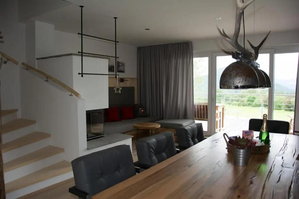 Apartment with mountain view