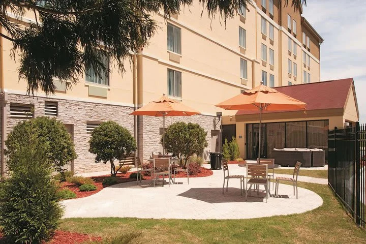 La Quinta Inn & Suites by Wyndham Atlanta Airport North - Chambres