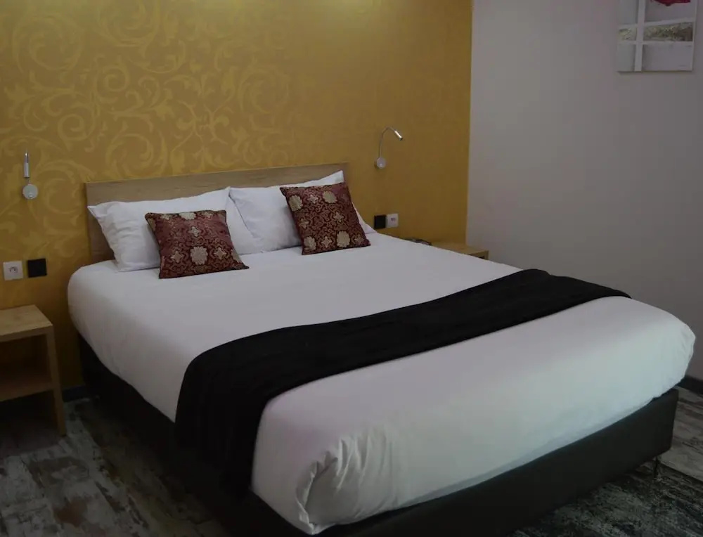 Voir la photo 2 — L'Hôtel du Lac