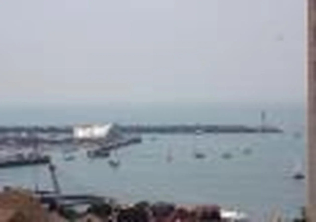 Beach & Waterfront