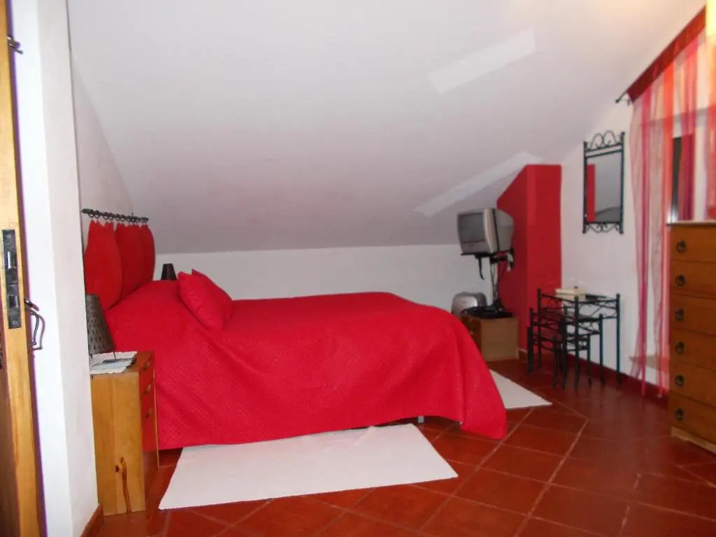 Standard Double room with pool view (full double bed)