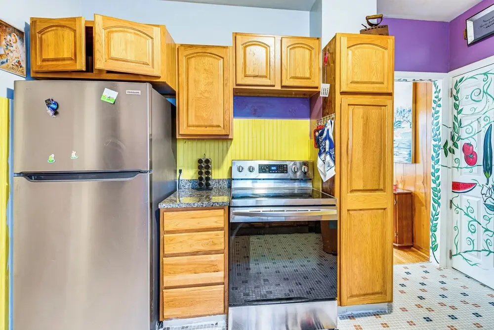 1 Mi to Dtwn: Colorful Binghamton Home