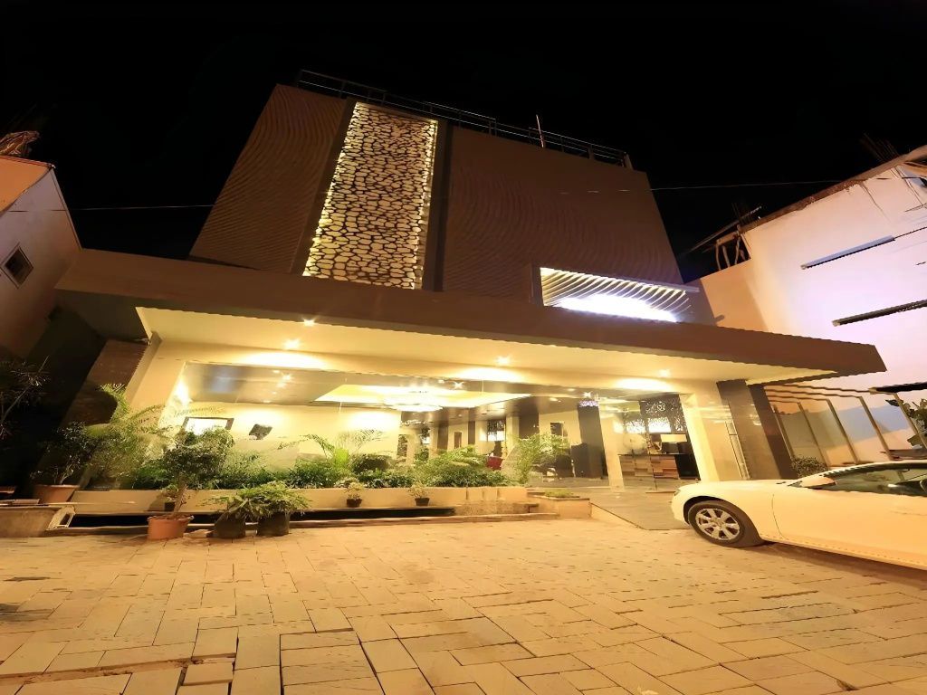Hotel Regalia Tirupati in Tirupati