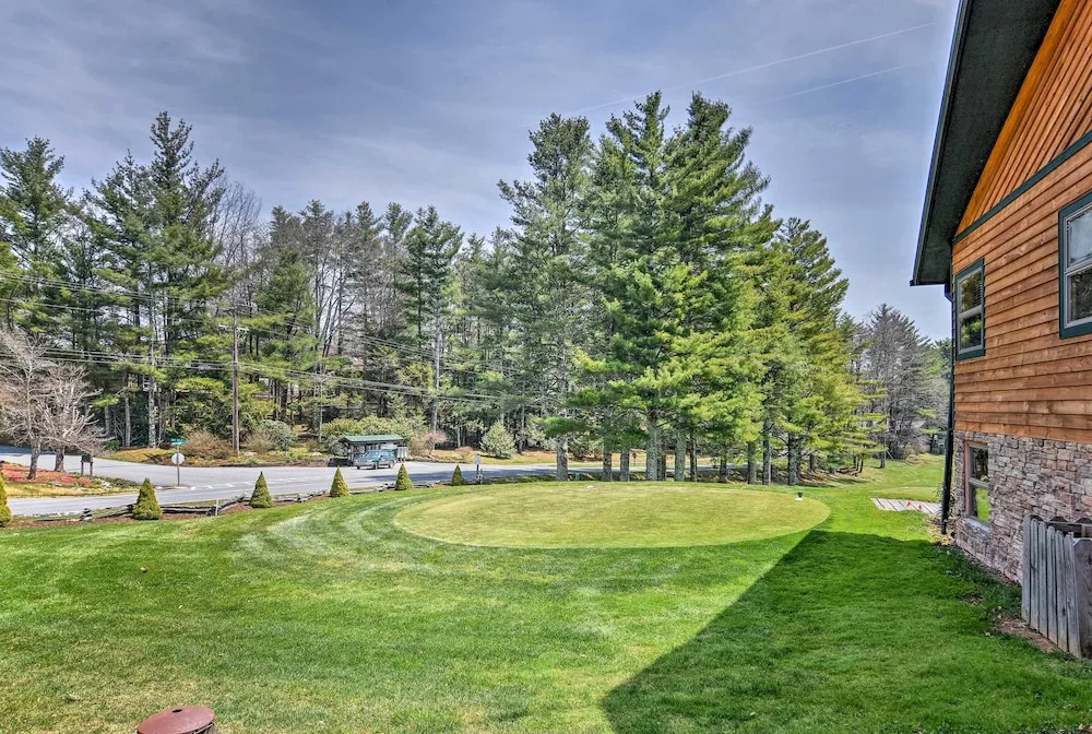 Pool & Golf Club! Riverfront Retreat in Newland