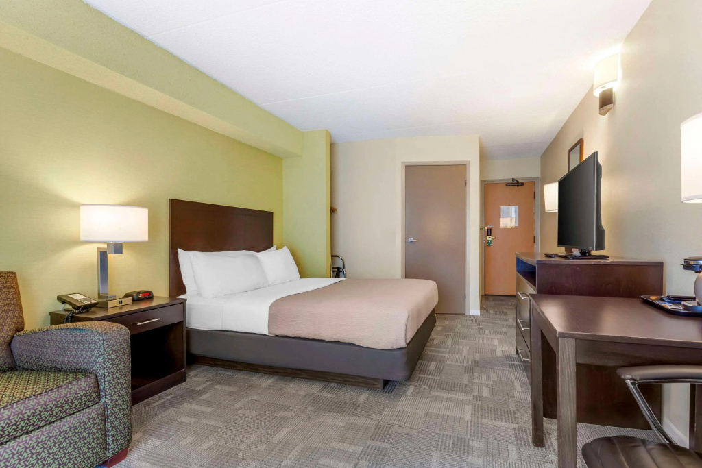 Quality Inn Peterborough — 5