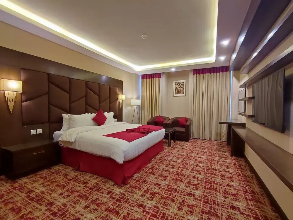 Lobby & Reception