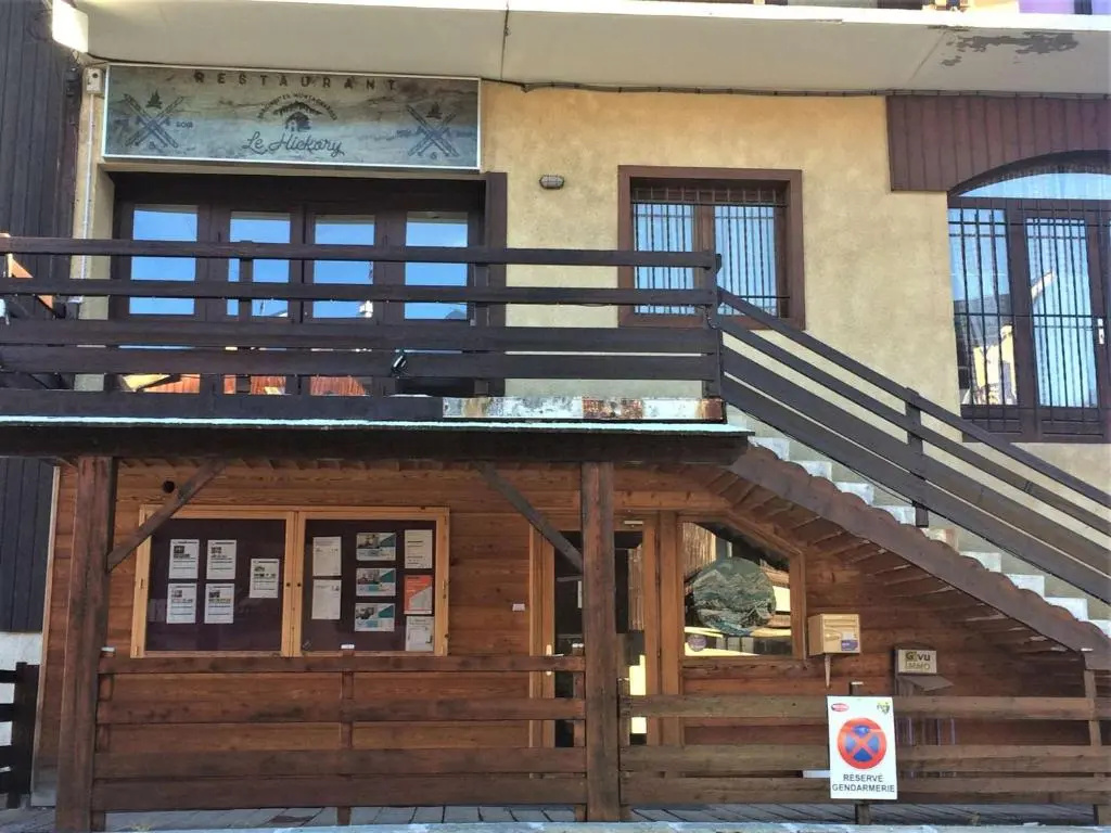 Voir la photo 1 — Appartement Risoul, 1 pièce, 4 personnes - FR-1-330-174