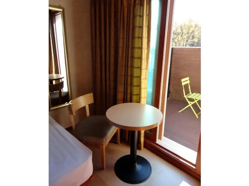 Standard Double room with balcony (full double bed)