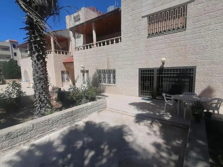 Karrain Villa - Vintage Soul - International guests-Non-Jordanian