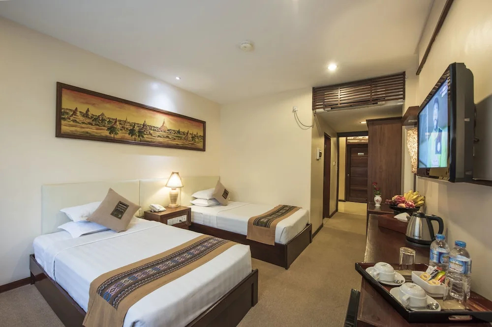 Shwe Yee Pwint Hotel - Chambres