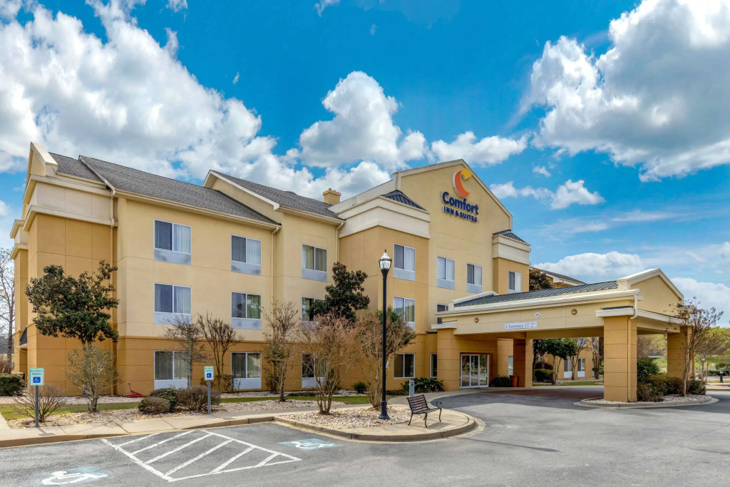 Comfort Inn & Suites Camden