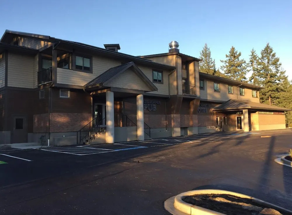 Pender Harbour Hotel