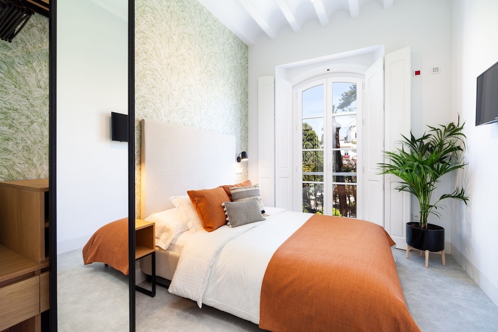 Grand Apartment
