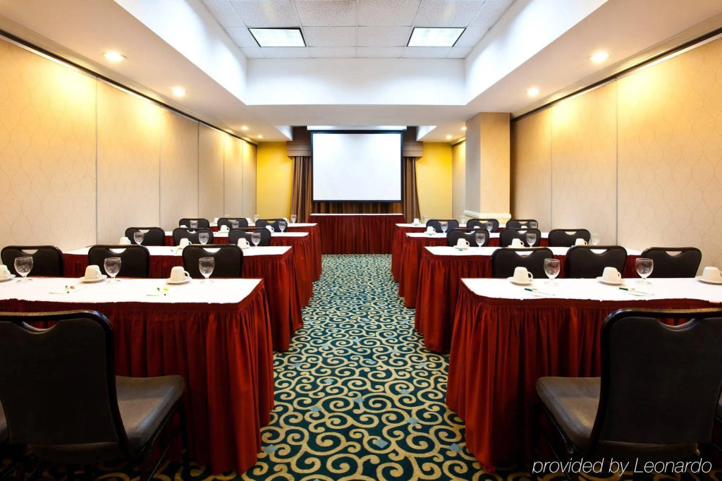 Holiday Inn Fort Lauderdale Airport by IHG - Général