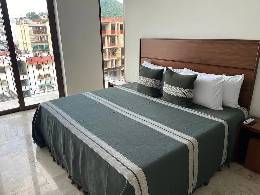 Francisca Luxury Suites - Adults Only 1