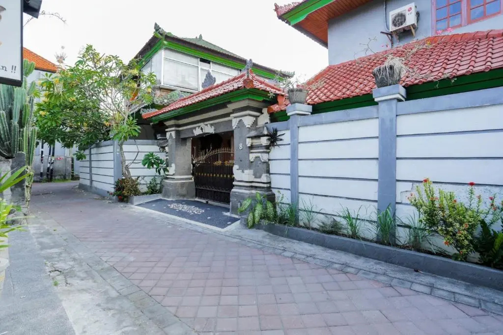 Hotel O Ceria Guesthouse SeminyakNearSeminyak Beach — фото