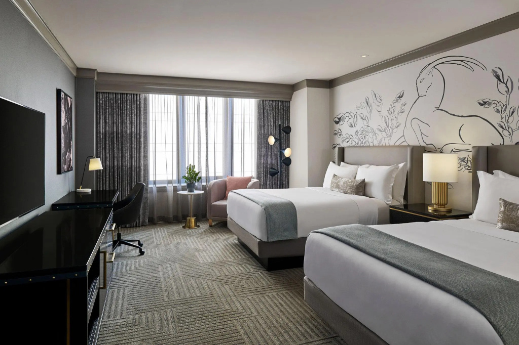 Superior Quadruple room