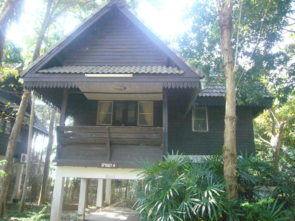 Deluxe Bungalow