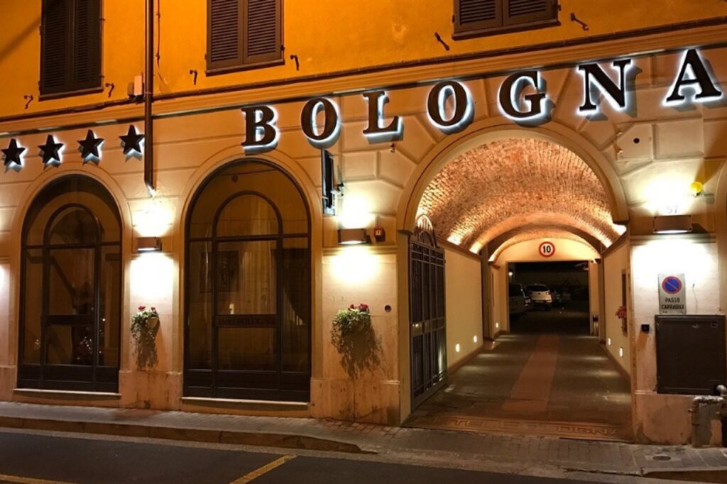 Hotel Bologna by null