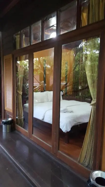 Ruean Mai Chai Khlong - Chambres