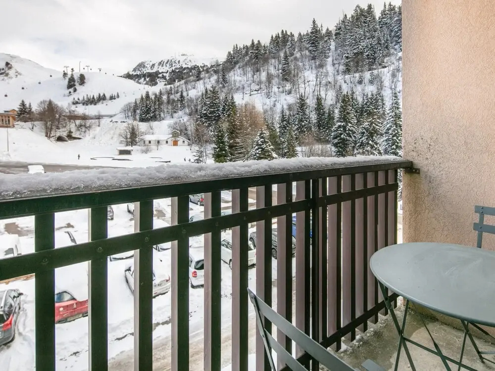 Afficher la photo 6 — Cozy Mountain Retreat With Balcony