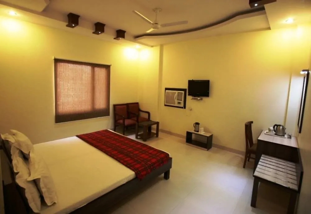 Hotel Sarovar Regency - Général