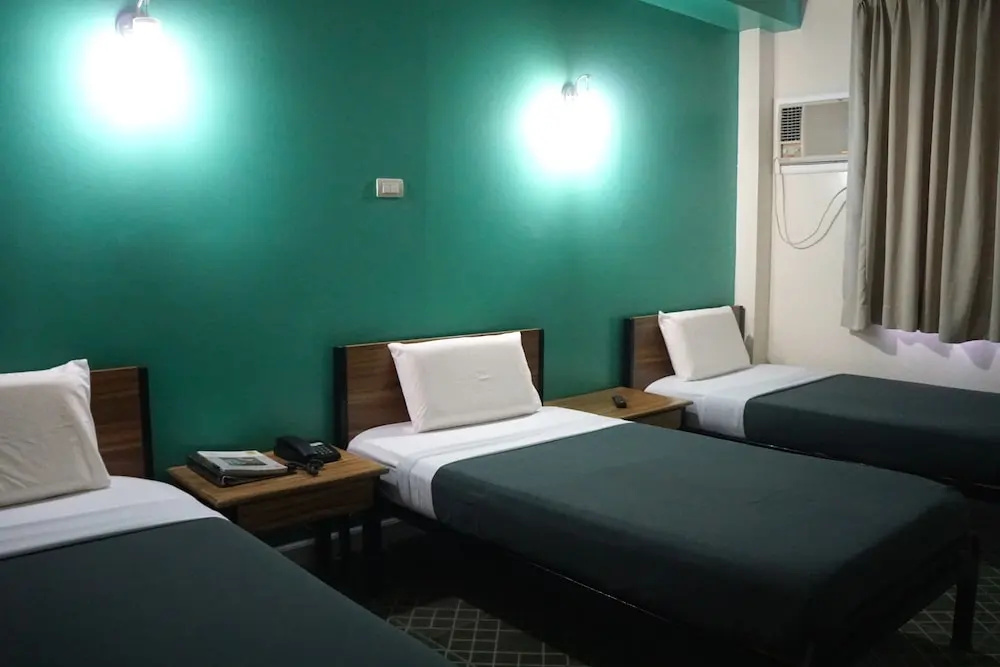 3 Bedrooms Premier Triple room