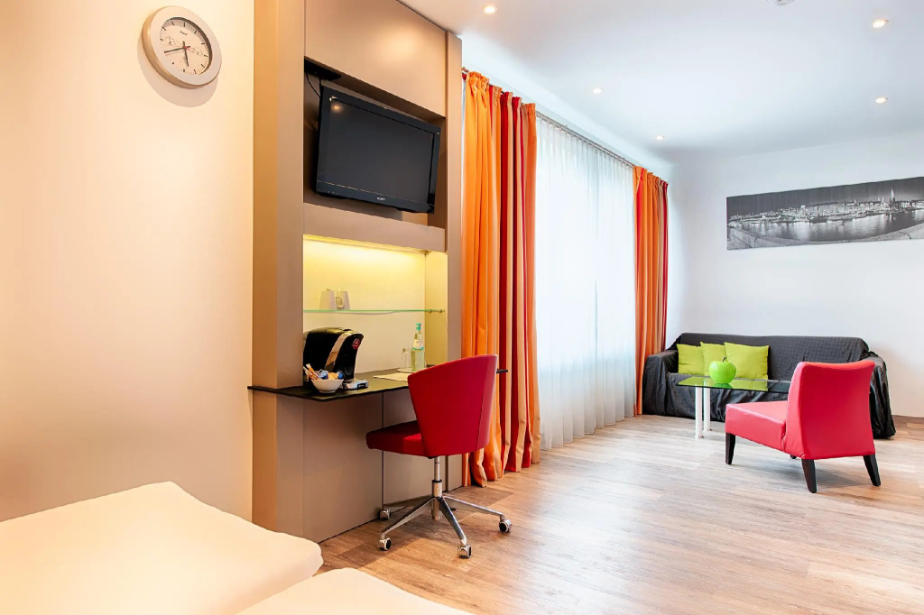 Superior Double room (full double bed)
