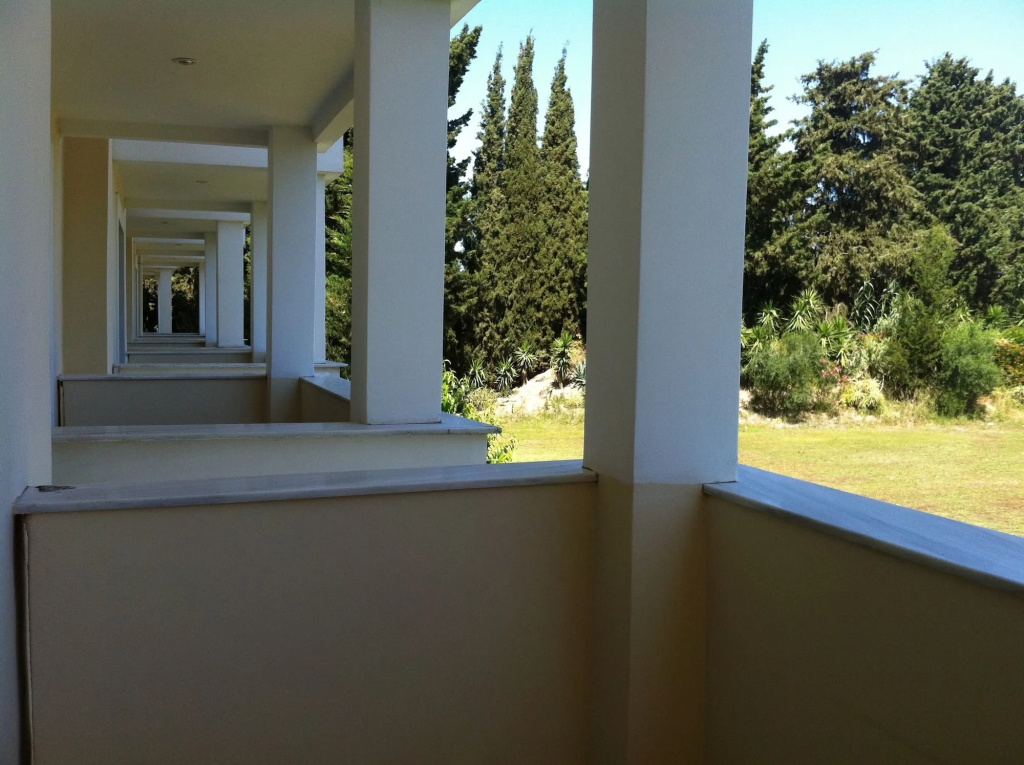 Balcony & Terrace