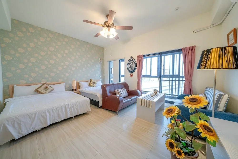 Standard Quadruple room with balcony