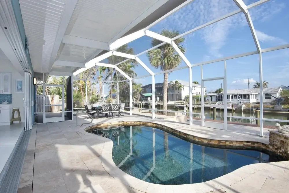 Paradise Palms