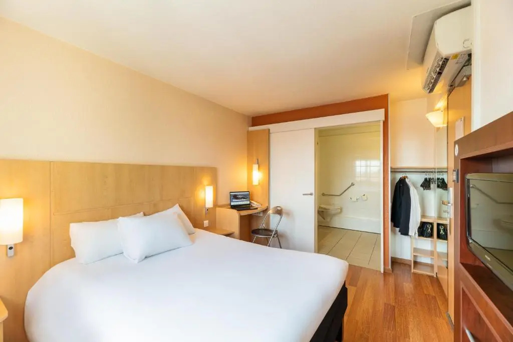 Disability Access Double room (full double bed)