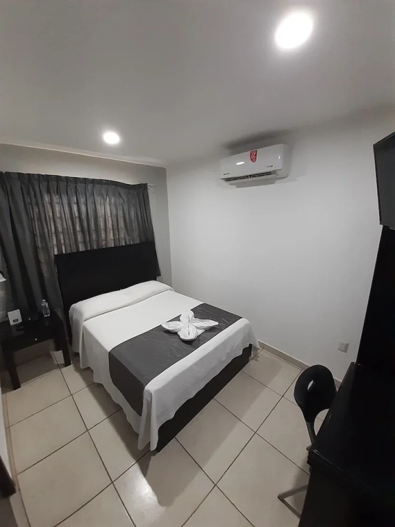 Economy room