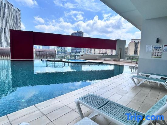 [NEW] Private Jacuzzi | Near Velocity Mall | MRT