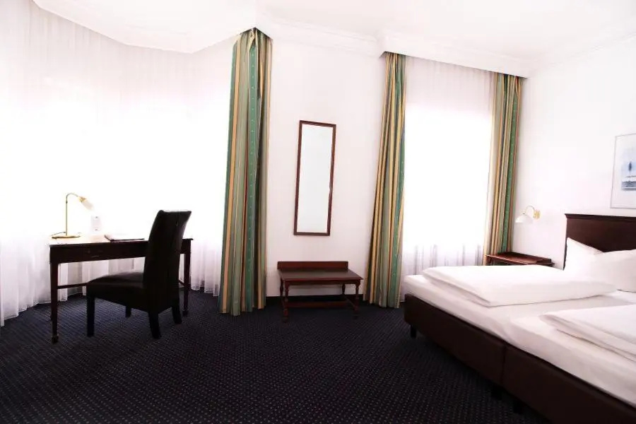 Der Fuerstenhof - Chambres