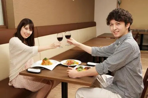 Food & Beverage