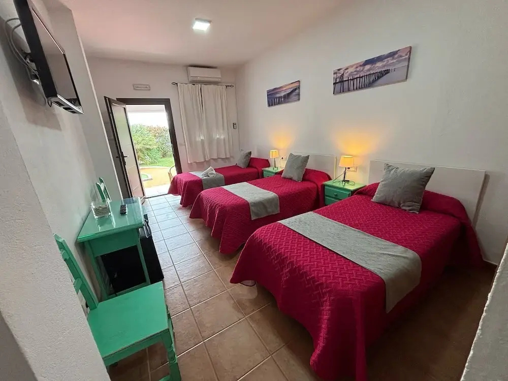 Economy room