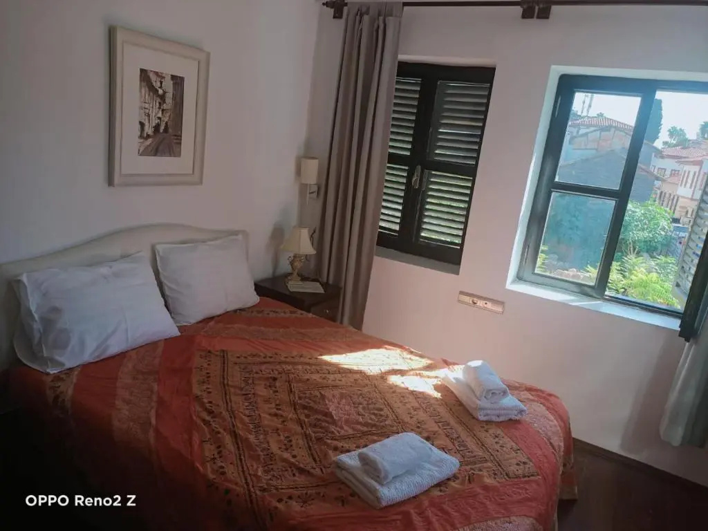 Superior Double room (full double bed)