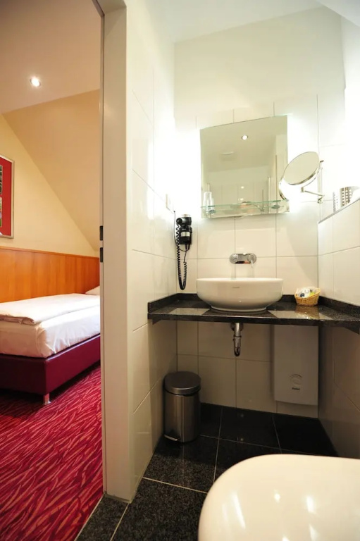 Comfort Single room (single bed)