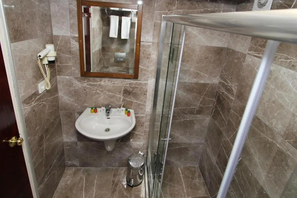 Laleli Gonen Hotel - Chambres