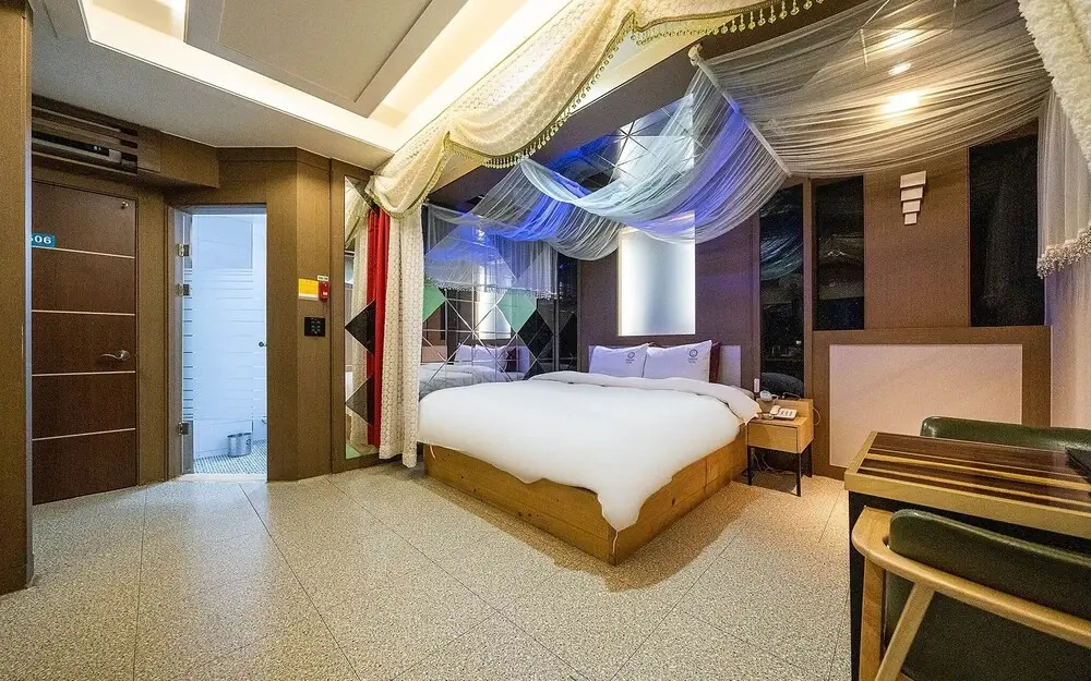 Hotel photo 15