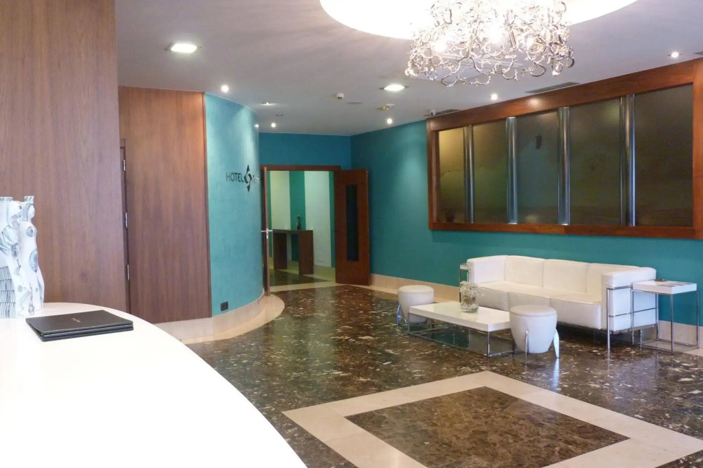 Hotel photo 9