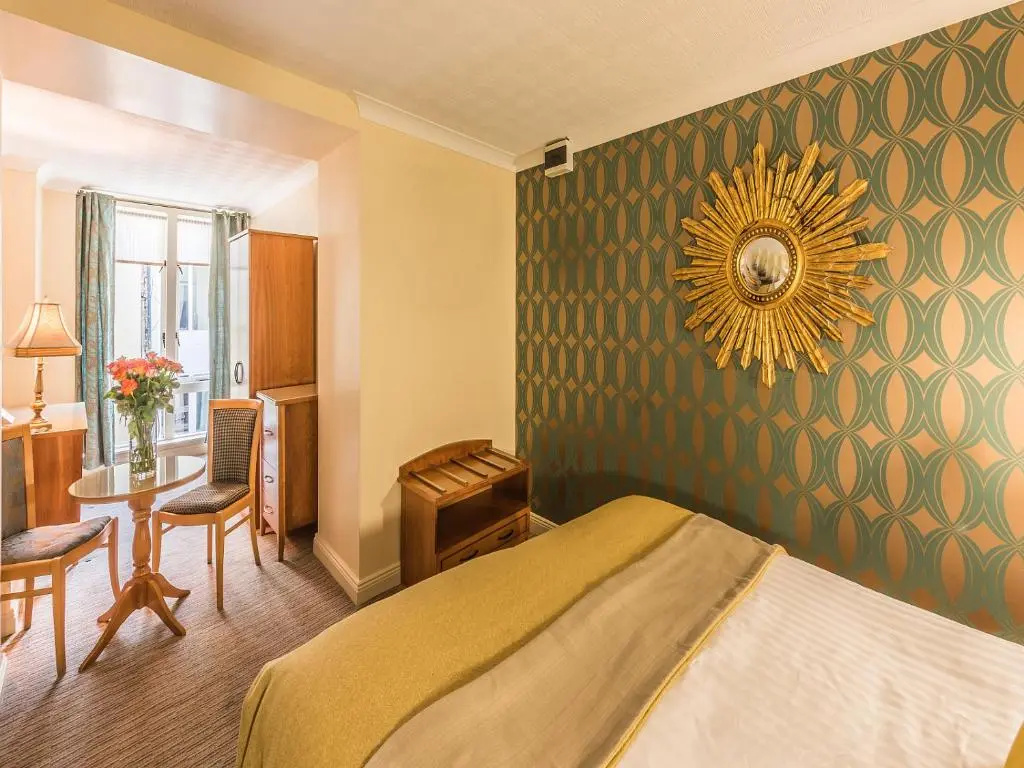Clew Bay Hotel - Chambres