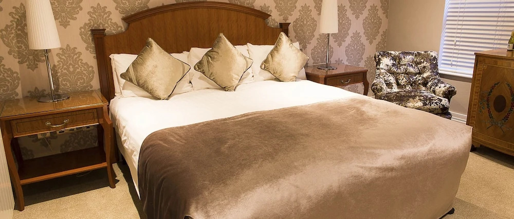 TF Royal Hotel - Chambres