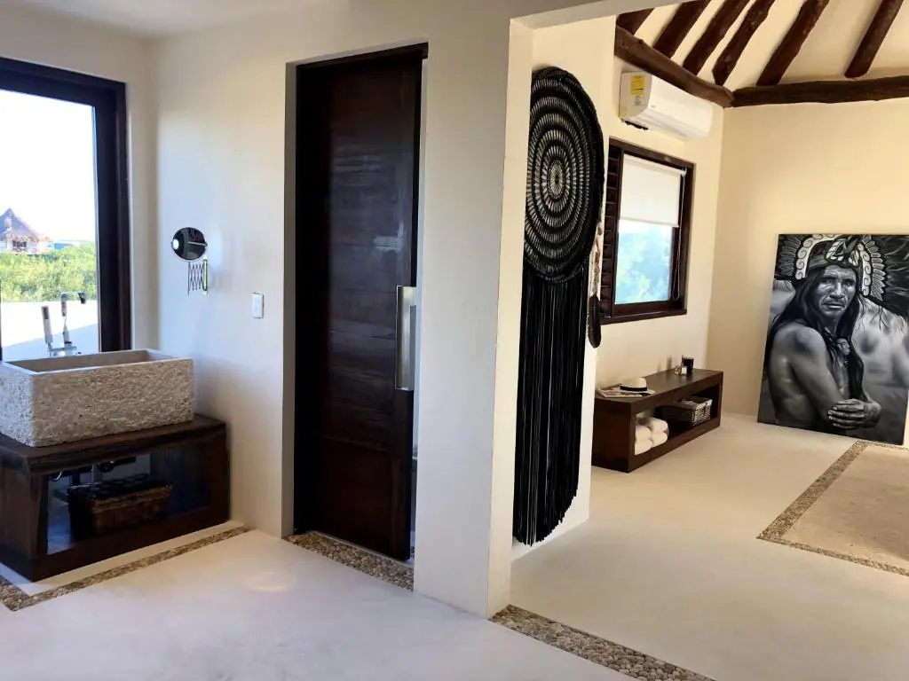 Deluxe Double room with balcony and with sea view full double bed