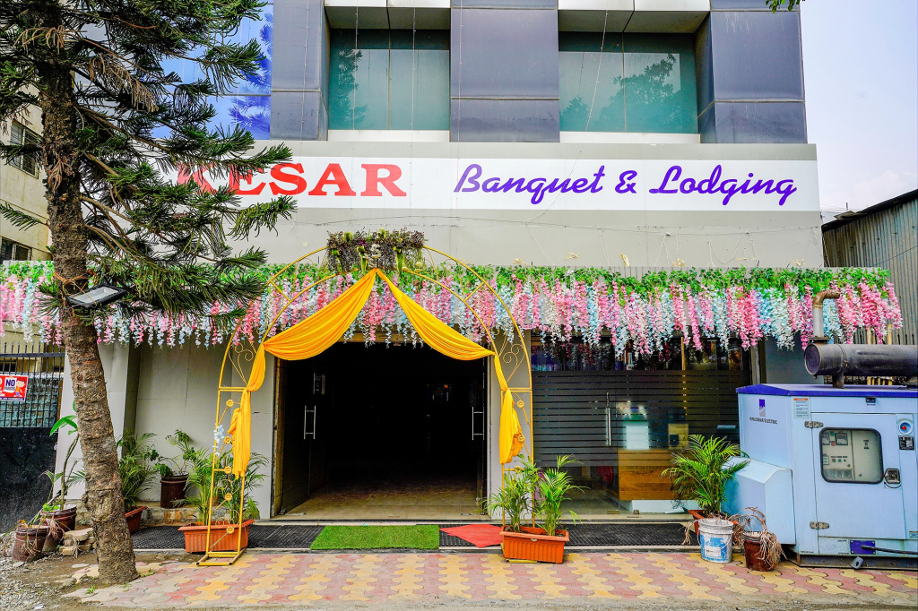 Fabhotel Kesar Inn