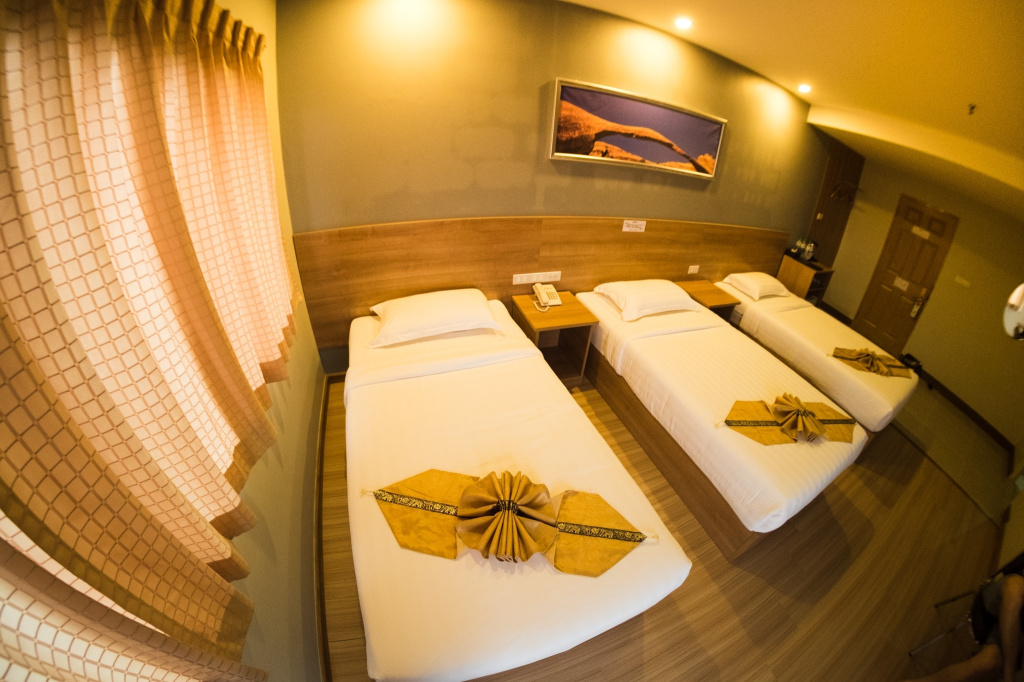 Superior Triple room