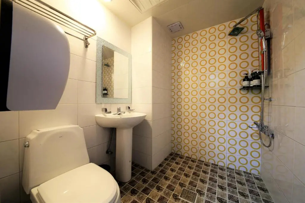 Standard Double room (twin beds)
