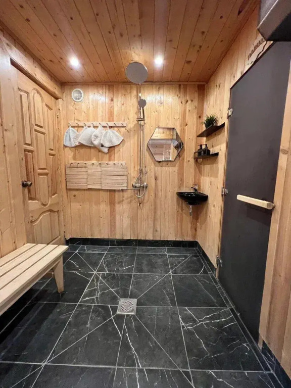 Четырёхместный коттедж Premium в SkyTerraVillage