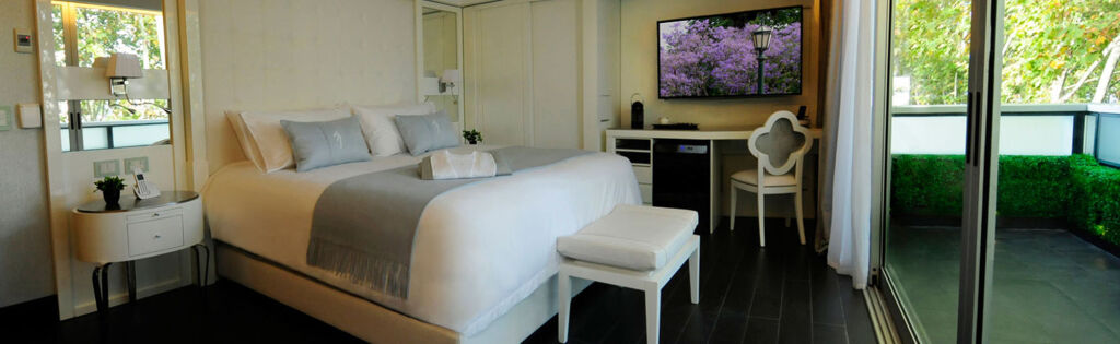 1828 Smart Hotel picture